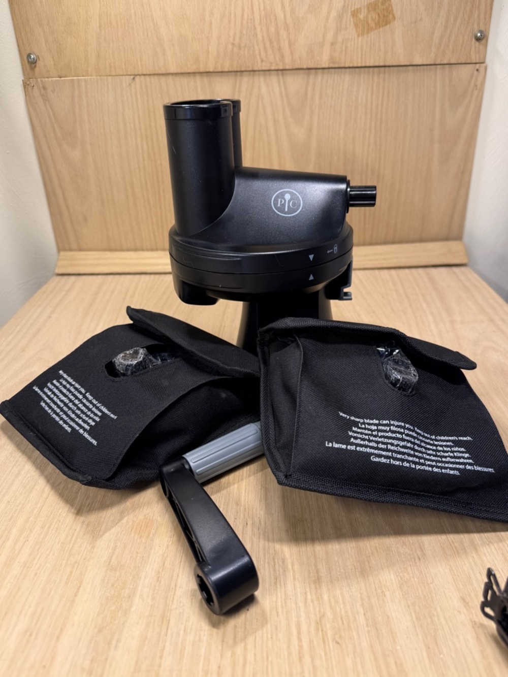 Pampered Chef Multi Grater & Slicer 4 Blades Food Prep Tool Retired Kitchenware